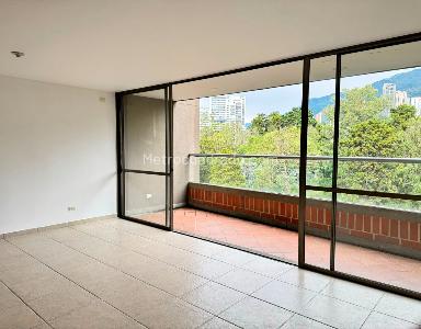 Apartamento de 3 alcobas en arriendo en El Poblado, Medellín, 120 m² · foto 3 de 17