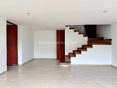 Apartamento de 3 alcobas en arriendo en El Poblado, Medellín, 120 m² · foto 4 de 17