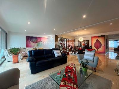 Apartamento de 3 alcobas en venta en El Poblado, Medellín, 290 m² · foto 3 de 18