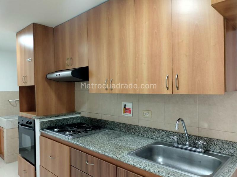 2BR Apartment with Pool in El Poblado - 5