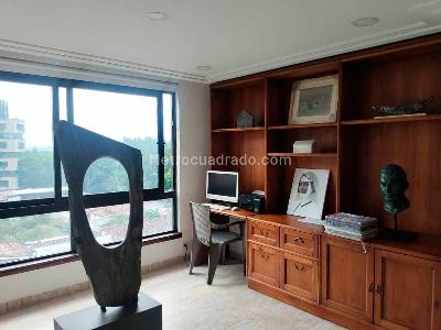 Apartamento de 3 alcobas en arriendo en El Poblado, Medellín, 245 m² · foto 11 de 20