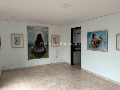 Apartamento de 3 alcobas en arriendo en El Poblado, Medellín, 245 m² · foto 13 de 20