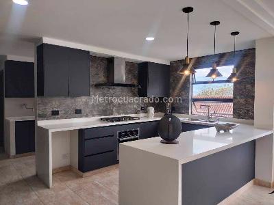 Apartamento de 3 alcobas en arriendo en El Poblado, Medellín, 245 m² · foto 7 de 20