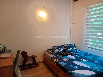 Casa de 4 alcobas en arriendo en El Poblado, Medellín, 289 m² · foto 15 de 20