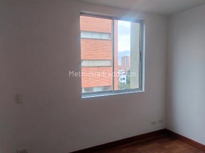 Apartamento de 2 alcobas en arriendo en Santa María De Los Ángeles, Medellín, 92 m² · foto 10 de 13