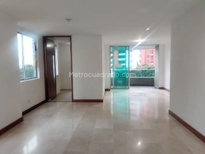 Apartamento de 2 alcobas en arriendo en Santa María De Los Ángeles, Medellín, 92 m² · foto 2 de 13