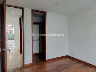 Apartamento de 2 alcobas en arriendo en Santa María De Los Ángeles, Medellín, 92 m² · foto 8 de 13