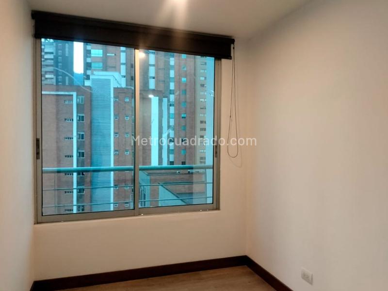 Apartamento de 2 Alcobas en El Poblado con 2 Parqueaderos Cubiertos - 9