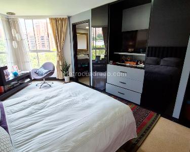 Apartamento de 3 alcobas en venta en Alejandría, Medellín, 155 m² · foto 7 de 12