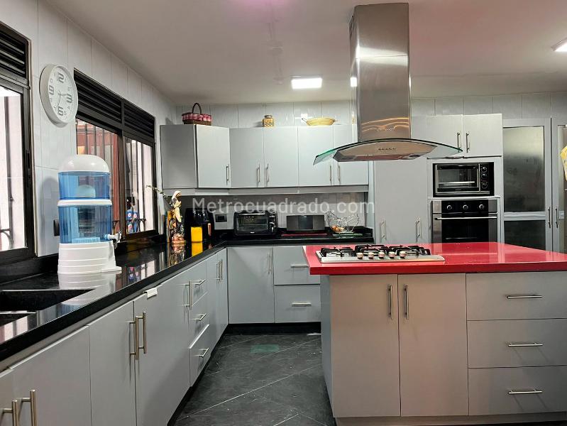 Charming 3BR House in El Poblado - 5