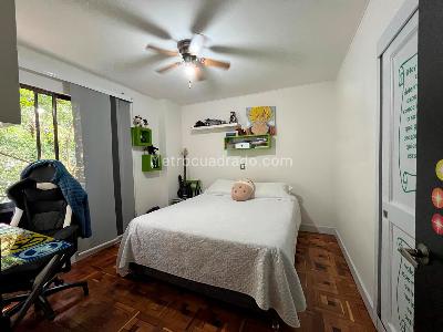 Apartamento de 4 alcobas en venta en El Poblado, Medellín, 189 m² · foto 11 de 19