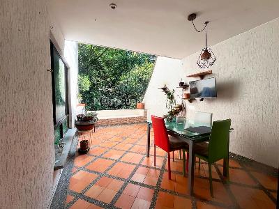 Apartamento de 4 alcobas en venta en El Poblado, Medellín, 189 m² · foto 18 de 19
