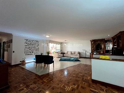 Apartamento de 4 alcobas en venta en El Poblado, Medellín, 189 m² · foto 3 de 19