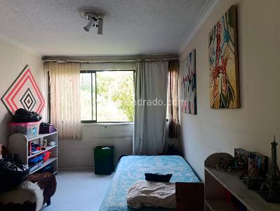 Apartamento de 3 alcobas en venta en El Poblado, Medellín, 223 m² · foto 11 de 13