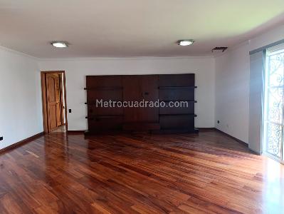 Casa en arriendo en El Poblado, Medellín · foto 11 de 20
