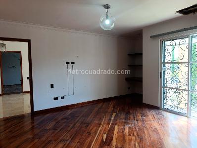 Casa en arriendo en El Poblado, Medellín · foto 12 de 20