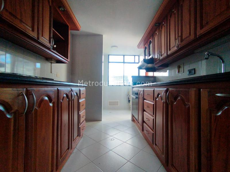 2BR Apartment with Double Parking in El Poblado - 7