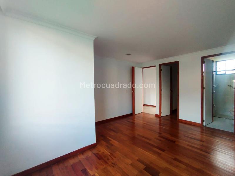 2BR Apartment with Double Parking in El Poblado - 8