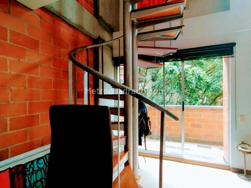 1BR Studio with Balcony and Covered Parking in El Poblado - 4