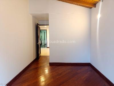 Casa de 3 alcobas en venta en El Poblado, Medellín, 220 m² · foto 11 de 18