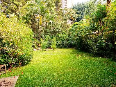 Casa de 3 alcobas en venta en El Poblado, Medellín, 220 m² · foto 18 de 18