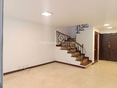 Casa de 3 alcobas en venta en El Poblado, Medellín, 220 m² · foto 3 de 18