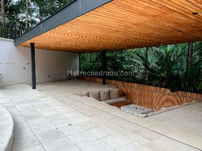 Casa de 5 alcobas en venta en El Poblado, Medellín, 424 m² · foto 20 de 20