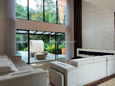 Casa de 5 alcobas en venta en El Poblado, Medellín, 424 m² · foto 3 de 20
