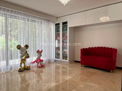 Casa de 5 alcobas en venta en El Poblado, Medellín, 424 m² · foto 7 de 20