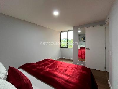Apartamento de 3 alcobas en venta en El Poblado, Medellín, 154 m² · foto 14 de 18