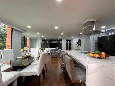 Apartamento de 3 alcobas en venta en El Poblado, Medellín, 154 m² · foto 3 de 18