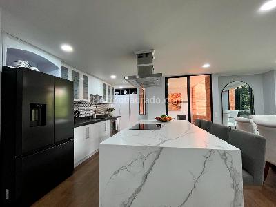 Apartamento de 3 alcobas en venta en El Poblado, Medellín, 154 m² · foto 6 de 18