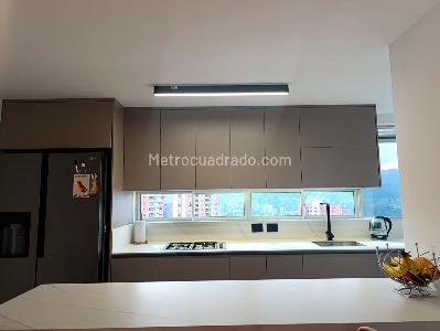 Apartamento de 3 alcobas en venta en La Florida, Medellín, 118 m² · foto 7 de 20