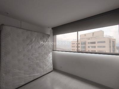 Apartamento de 3 alcobas en venta en El Poblado, Medellín, 121 m² · foto 11 de 16