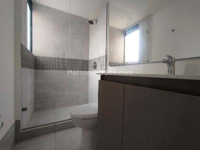 Apartamento de 3 alcobas en venta en El Poblado, Medellín, 121 m² · foto 14 de 16