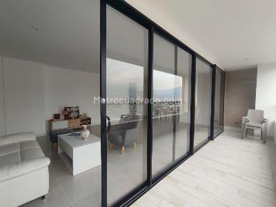 Apartamento de 3 alcobas en venta en El Poblado, Medellín, 121 m² · foto 16 de 16