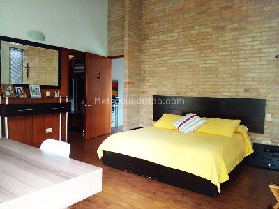 Casa de 3 alcobas en venta en El Poblado, Medellín, 230 m² · foto 10 de 20