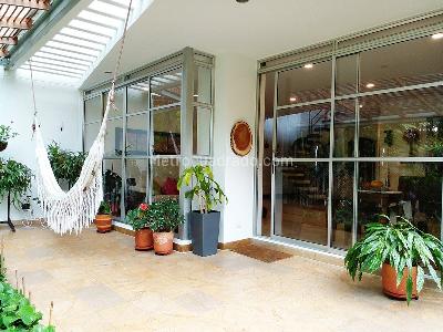 Casa de 3 alcobas en venta en El Poblado, Medellín, 230 m² · foto 20 de 20