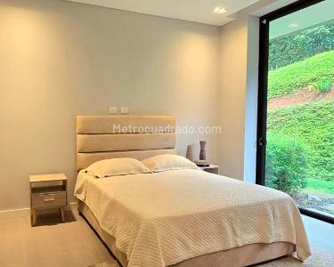 Casa de 4 alcobas en venta en Llanogrande, Rionegro, 600 m² · foto 10 de 17