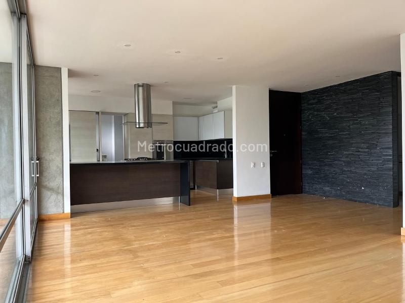 Apartamento Moderno de 3 Alcobas en El Poblado, San Lucas - 2