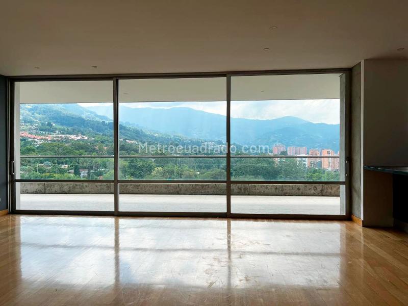 Apartamento Moderno de 3 Alcobas en El Poblado, San Lucas - 3
