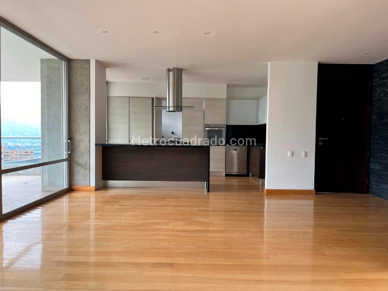 Apartamento Moderno de 3 Alcobas en El Poblado, San Lucas - 4