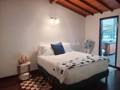 Casa de 3 alcobas en venta en El Poblado, Medellín, 234 m² · foto 11 de 20