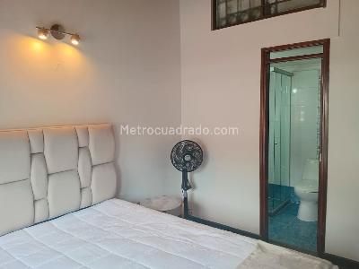 Casa de 3 alcobas en venta en El Poblado, Medellín, 234 m² · foto 13 de 20