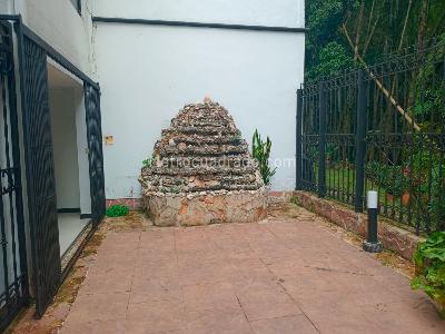 Casa de 3 alcobas en venta en El Poblado, Medellín, 234 m² · foto 18 de 20