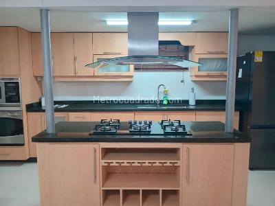 Casa de 3 alcobas en venta en El Poblado, Medellín, 234 m² · foto 6 de 20