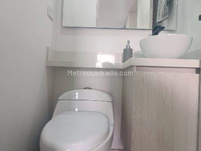Apartamento de 1 alcoba en arriendo en Los Balsos, Medellín, 53 m² · foto 11 de 13