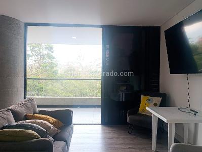 Apartamento de 1 alcoba en arriendo en Los Balsos, Medellín, 53 m² · foto 4 de 13