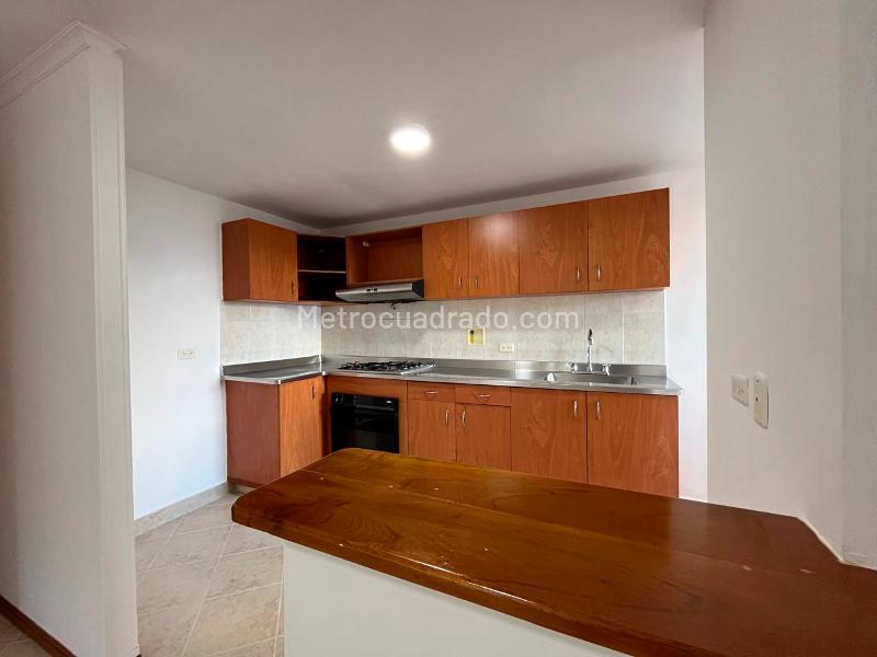 Modern 3BR Apartment in El Poblado - 4
