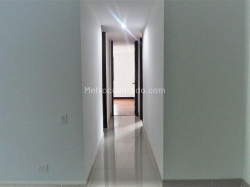 3BR Apartment in El Poblado (Alejandría) with Balcony - 7